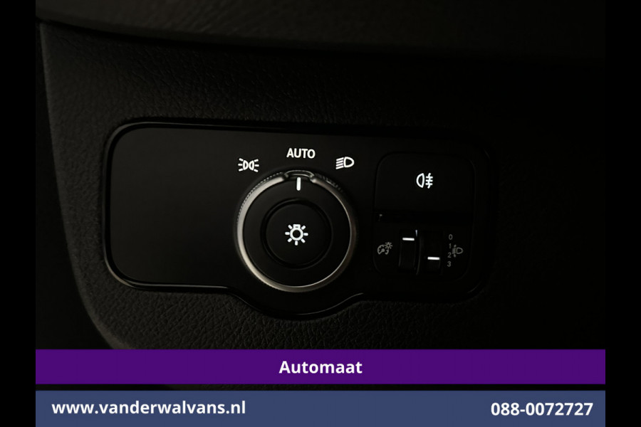 Mercedes-Benz Sprinter 317 CDI 170pk 9G-Tronic Automaat L2H2 Euro6 Airco | Navigatie | Camera | 3500kg Trekhaak Apple Carplay, Cruisecontrol, Android Auto, Parkeersensoren, Bijrijdersbank