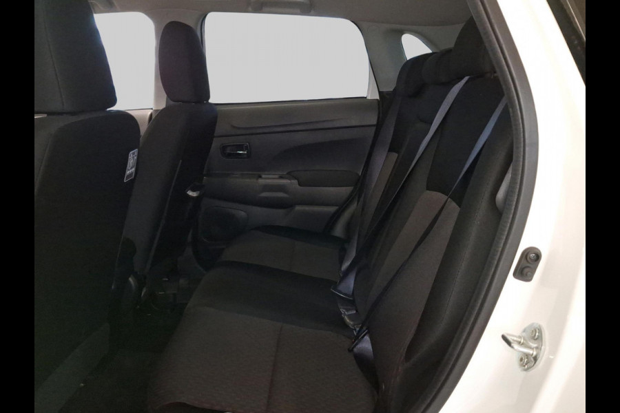 Mitsubishi ASX 1.6 Cleartec Connect Pro /Inc Trekhaak