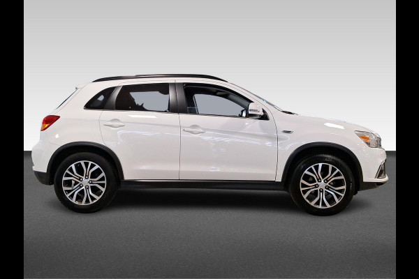 Mitsubishi ASX 1.6 Cleartec Connect Pro /Inc Trekhaak