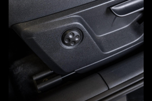 Audi Q2 35 TFSI Advanced edition / 150pk / Stoelverwarming / Keyless entry / Matrix LED / Adaptieve cruise control /