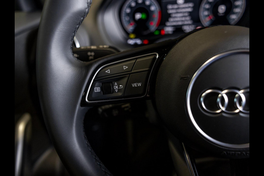 Audi Q2 35 TFSI Advanced edition / 150pk / Stoelverwarming / Keyless entry / Matrix LED / Adaptieve cruise control /