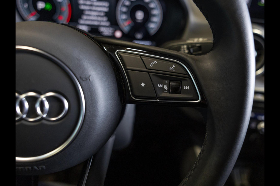 Audi Q2 35 TFSI Advanced edition / 150pk / Stoelverwarming / Keyless entry / Matrix LED / Adaptieve cruise control /