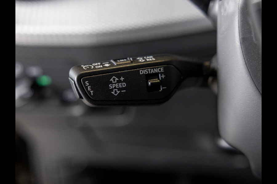 Audi Q2 35 TFSI Advanced edition / 150pk / Stoelverwarming / Keyless entry / Matrix LED / Adaptieve cruise control /