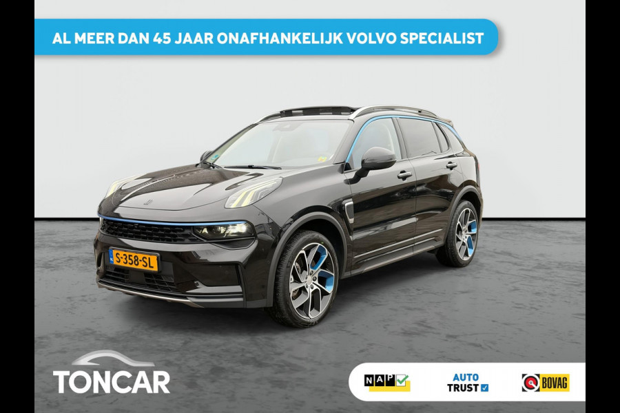 Lynk & Co 01 1.5 Plug in Hybrid 261pk | SkyRoof | 360° Camera | Climate Pack | Pilot Assist | Park Assist | Carplay Android auto