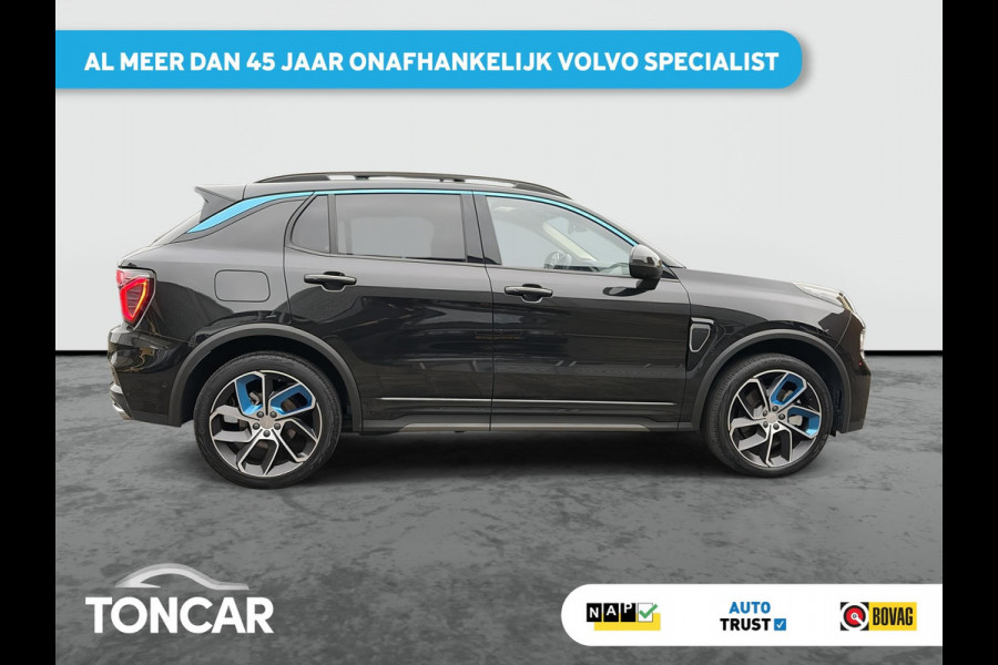 Lynk & Co 01 1.5 Plug in Hybrid 261pk | SkyRoof | 360° Camera | Climate Pack | Pilot Assist | Park Assist | Carplay Android auto