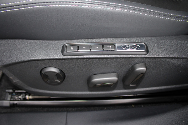 Ford Capri Extended Range RWD 77 kWh | Trekhaak | Head-Up | Winterpack | AGR