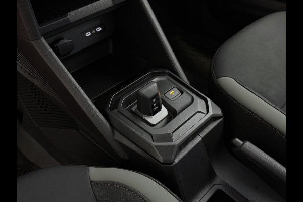 Dacia Duster 1.6 HYBRID EXTREME SANDSTONE CAMERA CARLAY NAVI STOEL/STUUR/RUIT VERW. LED PDC
