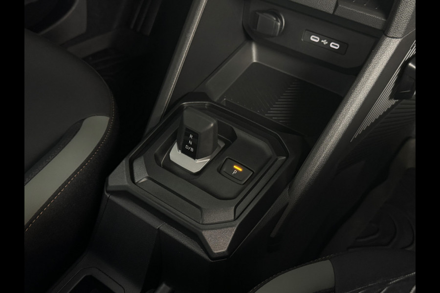 Dacia Duster 1.6 HYBRID EXTREME SANDSTONE CAMERA CARLAY NAVI STOEL/STUUR/RUIT VERW. LED PDC