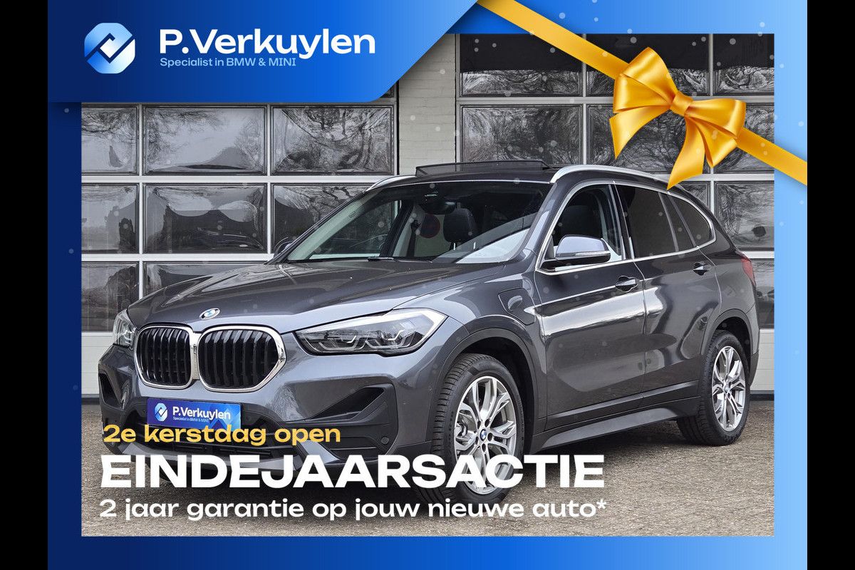 BMW X1 XDRIVE25E SPORT LINE | SPORTSTOELEN | PANORAMA | CAMERA | KEYLESS |