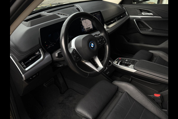 BMW X1 xDrive30e X LINE | DRIVING PROFF. | SPORTSTOELEN | LEDER | TREKHAAK | ELEKTR. STOELEN |