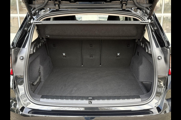 BMW X1 xDrive30e X LINE | DRIVING PROFF. | SPORTSTOELEN | LEDER | TREKHAAK | ELEKTR. STOELEN |