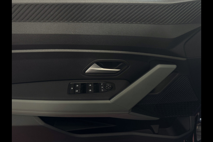 Dacia Duster 1.6 HYBRID EXTREME CAMERA CARLAY NAVI STOEL/STUUR/RUIT VERW. LED PDC