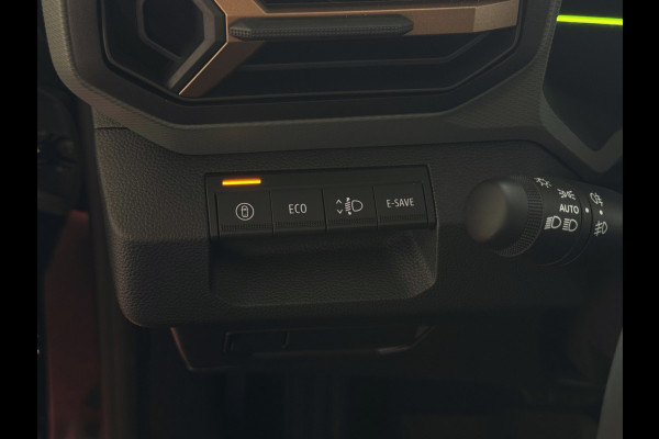 Dacia Duster 1.6 HYBRID EXTREME CAMERA CARLAY NAVI STOEL/STUUR/RUIT VERW. LED PDC