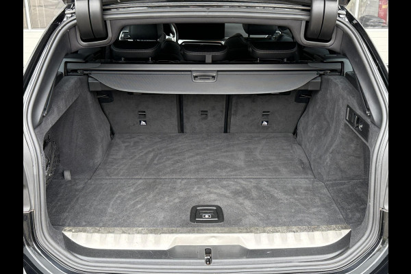 BMW 3 Serie Touring 330e M SPORT LCI | DRIVING PROFF. | TREKHAAK | 360 CAMERA | LEDER |