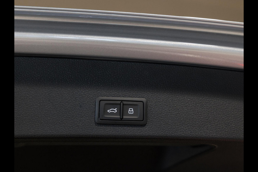 Audi Q2 35 TFSI Advanced edition / 150pk / Stoelverwarming / Keyless entry / Matrix LED / Adaptieve cruise control /