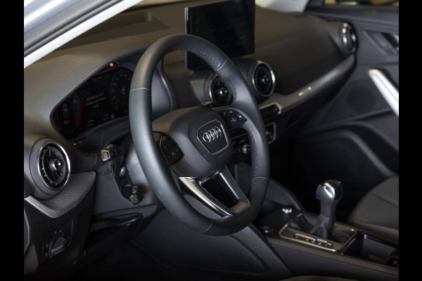 Audi Q2 35 TFSI Advanced edition / 150pk / Stoelverwarming / Keyless entry / Matrix LED / Adaptieve cruise control /