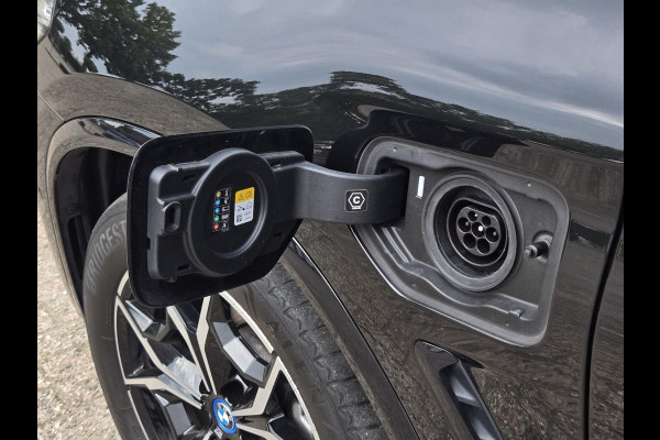 BMW X3 xDrive30e M SPORT LCI | ELEKTR. STOELEN MEMORY | PANORAMA | CAMERA | LEDER |