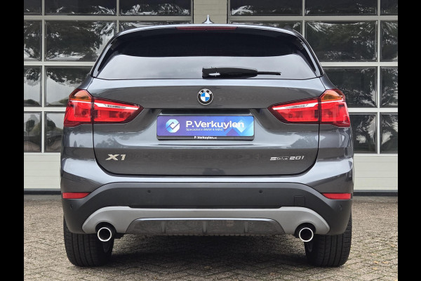 BMW X1 sDrive20i SPORTLINE | HARMAN KARDON | SPORTSTOELEN | TREKHAAK | STOELVERWARMING |