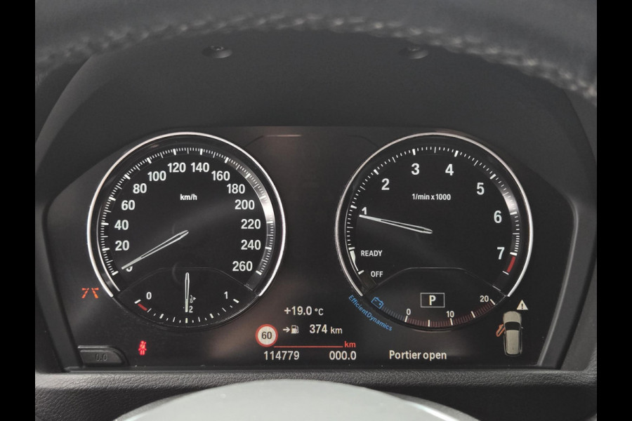 BMW X1 sDrive20i SPORTLINE | HARMAN KARDON | SPORTSTOELEN | TREKHAAK | STOELVERWARMING |