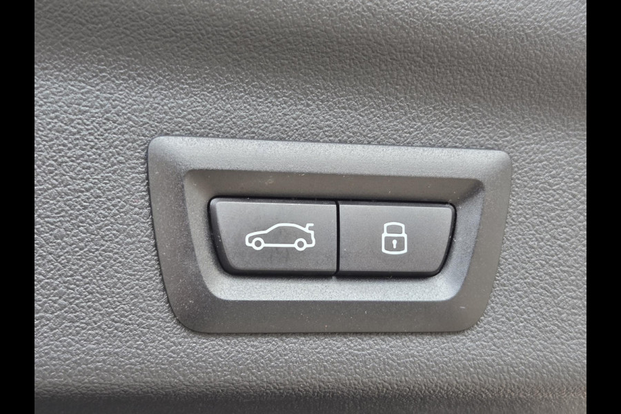 BMW X1 sDrive20i M SPORT | PANORAMA | DRIVING ASS PROF. | HEAD UP |