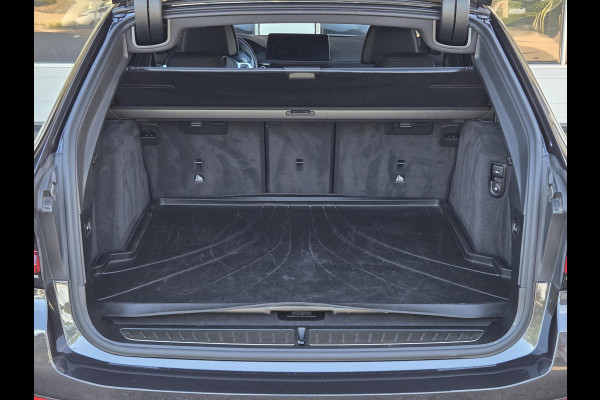 BMW 5 Serie Touring 530i xDrive M SPORT | PANORAMA | 360 CAMERA | KEYLESS | LASER | COMFORTSEATS | ADAPTIVE ONDERSTEL |