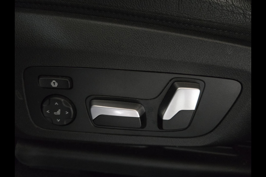 BMW X3 xDrive30e M SPORT LCI | MEMORY STOELEN | PANORAMA | LEDER | CAMERA |