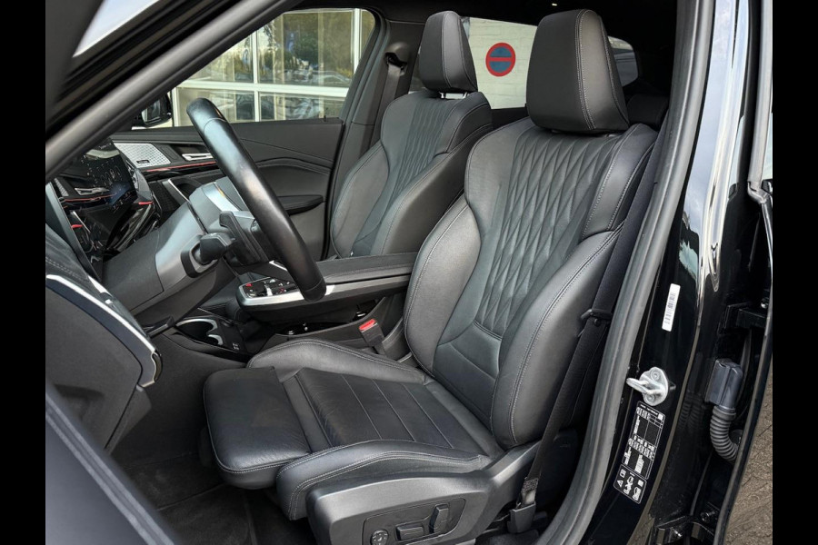 BMW X1 xDrive23i M SPORT | PANORAMADAK | TREKHAAK | HARMAN KARDON | DRIVING PROFF. | MEMORY SEATS |