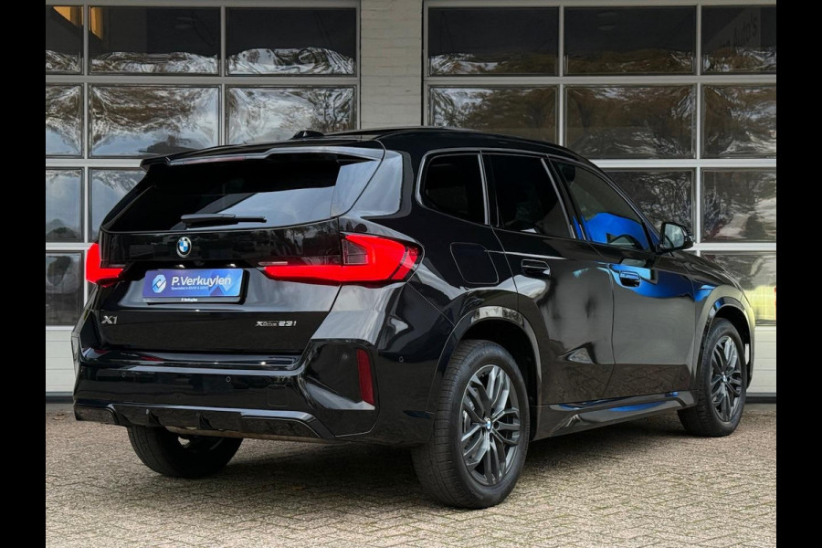 BMW X1 xDrive23i M SPORT | PANORAMADAK | TREKHAAK | HARMAN KARDON | DRIVING PROFF. | MEMORY SEATS |