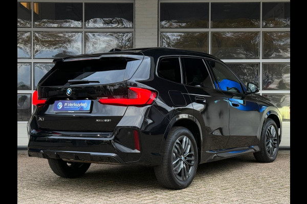 BMW X1 xDrive23i M SPORT | PANORAMADAK | TREKHAAK | HARMAN KARDON | DRIVING PROFF. | MEMORY SEATS |
