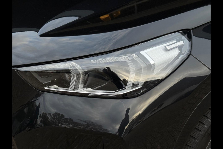 BMW X1 xDrive23i M SPORT | PANORAMADAK | TREKHAAK | HARMAN KARDON | DRIVING PROFF. | MEMORY SEATS |