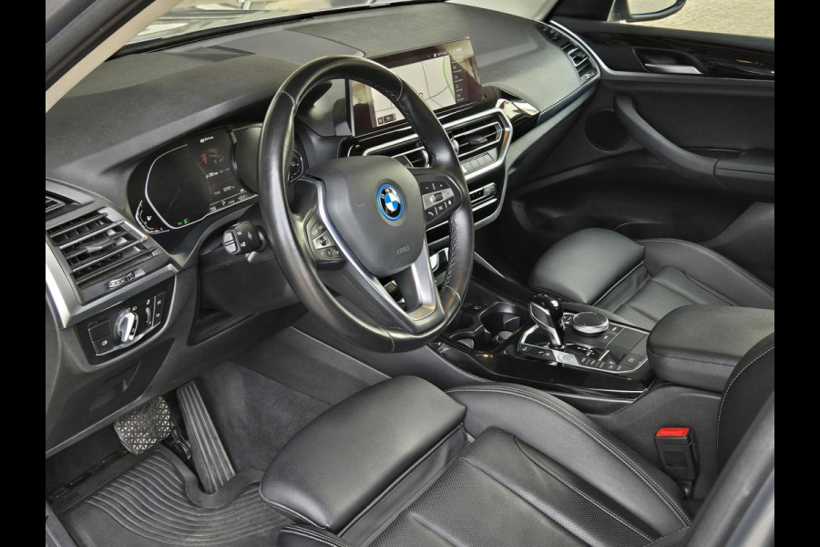 BMW X3 xDrive30e LCI | SPORTSTOELEN | LEDER | TREKHAAK | LIVE COCKPIT PLUS |