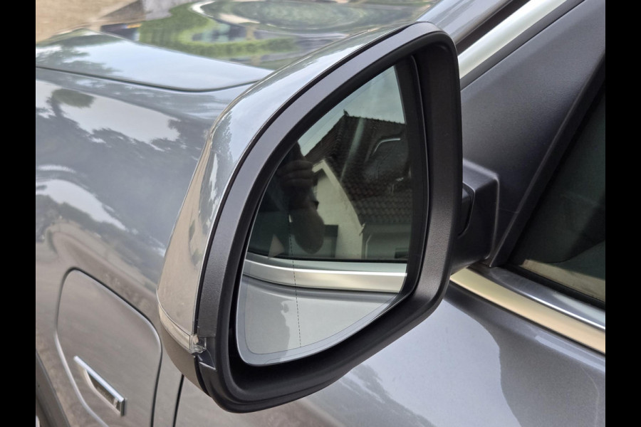 BMW X3 xDrive30e LCI | SPORTSTOELEN | LEDER | TREKHAAK | LIVE COCKPIT PLUS |