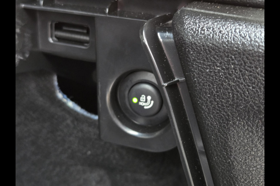 BMW X3 xDrive20i M SPORT | M SPORTSTOELEN | MEMORY STOELEN | PANORMA | TREKHAAK | CAMERA |