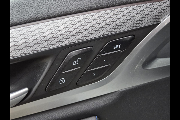 BMW X3 xDrive20i M SPORT | M SPORTSTOELEN | MEMORY STOELEN | PANORMA | TREKHAAK | CAMERA |