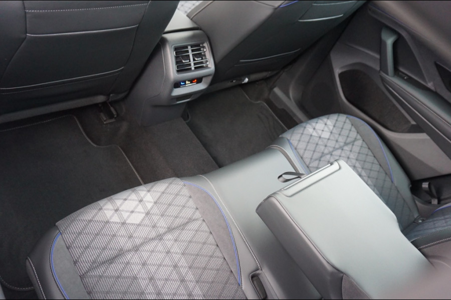 Volkswagen Tayron 272PK PHEV R-Line WINTERPACK | ADPATIEF | 20' | PANO | NIEUW!