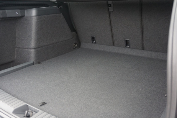 Volkswagen Tayron 272PK PHEV R-Line WINTERPACK | ADPATIEF | 20' | PANO | NIEUW!