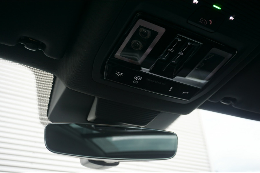 Volkswagen Tayron 272PK PHEV R-Line WINTERPACK | ADPATIEF | 20' | PANO | NIEUW!