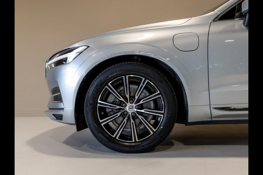 Volvo XC60 2.0 T8 Twin Engine AWD Inscription / 407pk / ERAD vervangen / Trekhaak / Panorama dak / Stoelverwarming /