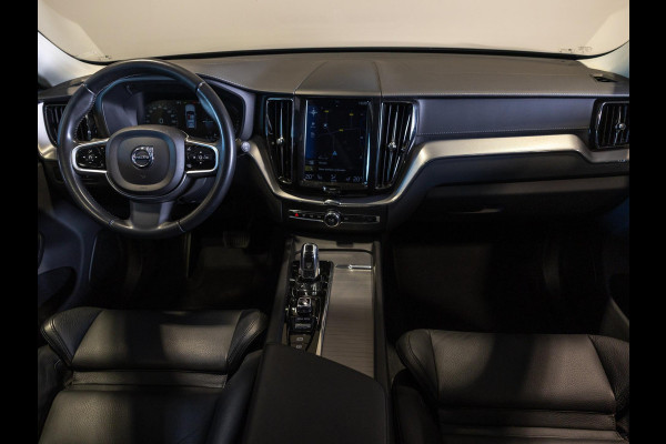 Volvo XC60 2.0 T8 Twin Engine AWD Inscription / 407pk / ERAD vervangen / Trekhaak / Panorama dak / Stoelverwarming /