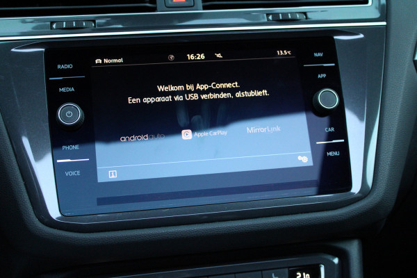 Volkswagen Tiguan Allspace 1.5 TSI Highline Business R | BTW | PANO | HUD | CAMERA | ACC | STOELVERWARMING |