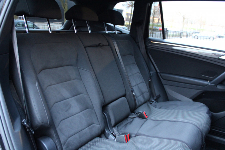 Volkswagen Tiguan Allspace 1.5 TSI Highline Business R | BTW | PANO | HUD | CAMERA | ACC | STOELVERWARMING |