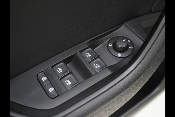 Škoda Superb Combi 1.4 TSI iV Style | Panoramadak | Canton | Trekhaak | 360 | Keyless | Adaptive Cruise | Carplay