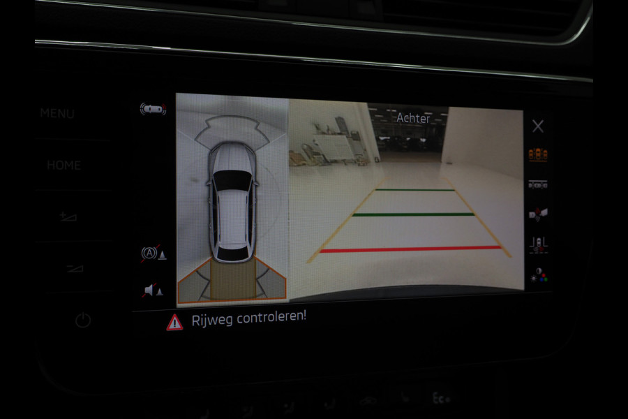 Škoda Superb Combi 1.4 TSI iV Style | Panoramadak | Canton | Trekhaak | 360 | Keyless | Adaptive Cruise | Carplay