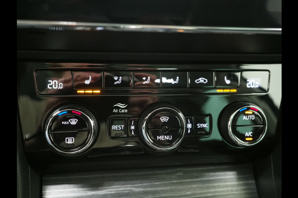 Škoda Superb Combi 1.4 TSI iV Style | Panoramadak | Canton | Trekhaak | 360 | Keyless | Adaptive Cruise | Carplay