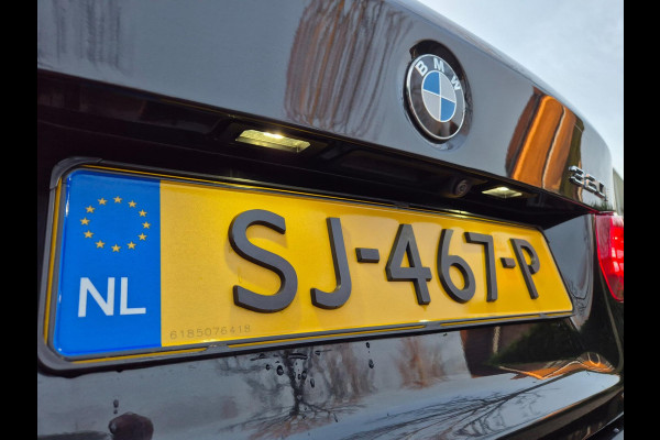 BMW 3-serie 320i M Sport Ed Apple CarPlay Trekhaak Camera Line Assist Shadow Executive