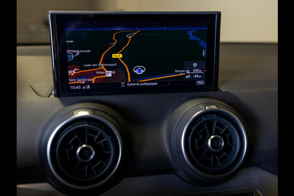 Audi Q2 1.4 TFSI CoD Sport / Virtual cockpit / Apple CarPlay / Stoelverwarming