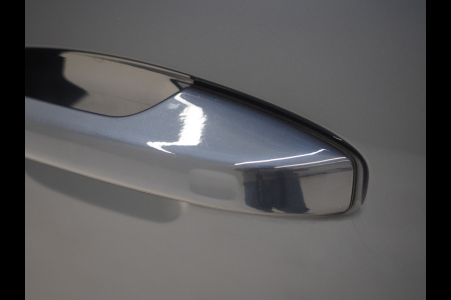 Volvo XC40 1.5 T5 Recharge R-Design | Panoramadak | Harman/Kardon | Trekhaak | Leder | Camera | Carplay