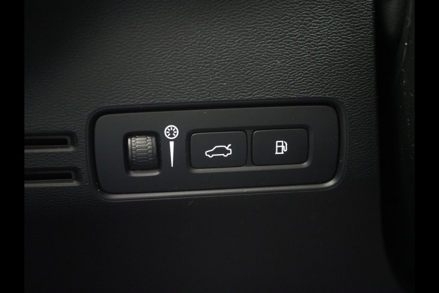 Volvo XC40 1.5 T5 Recharge R-Design | Panoramadak | Harman/Kardon | Trekhaak | Leder | Camera | Carplay