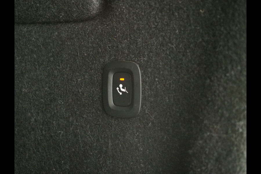 Volvo XC40 1.5 T5 Recharge R-Design | Panoramadak | Harman/Kardon | Trekhaak | Leder | Camera | Carplay