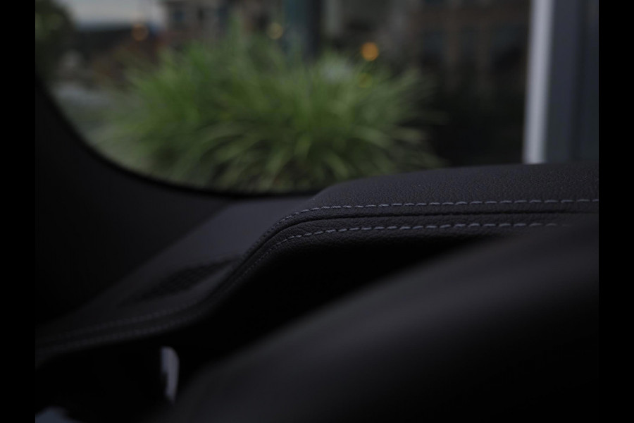 BMW 4 Serie Cabrio 420i High Exec / M-Sport / Laser / Memory / H&K / Keyless / 19" / Stoelverwarming / Carplay / Ambient / Camera